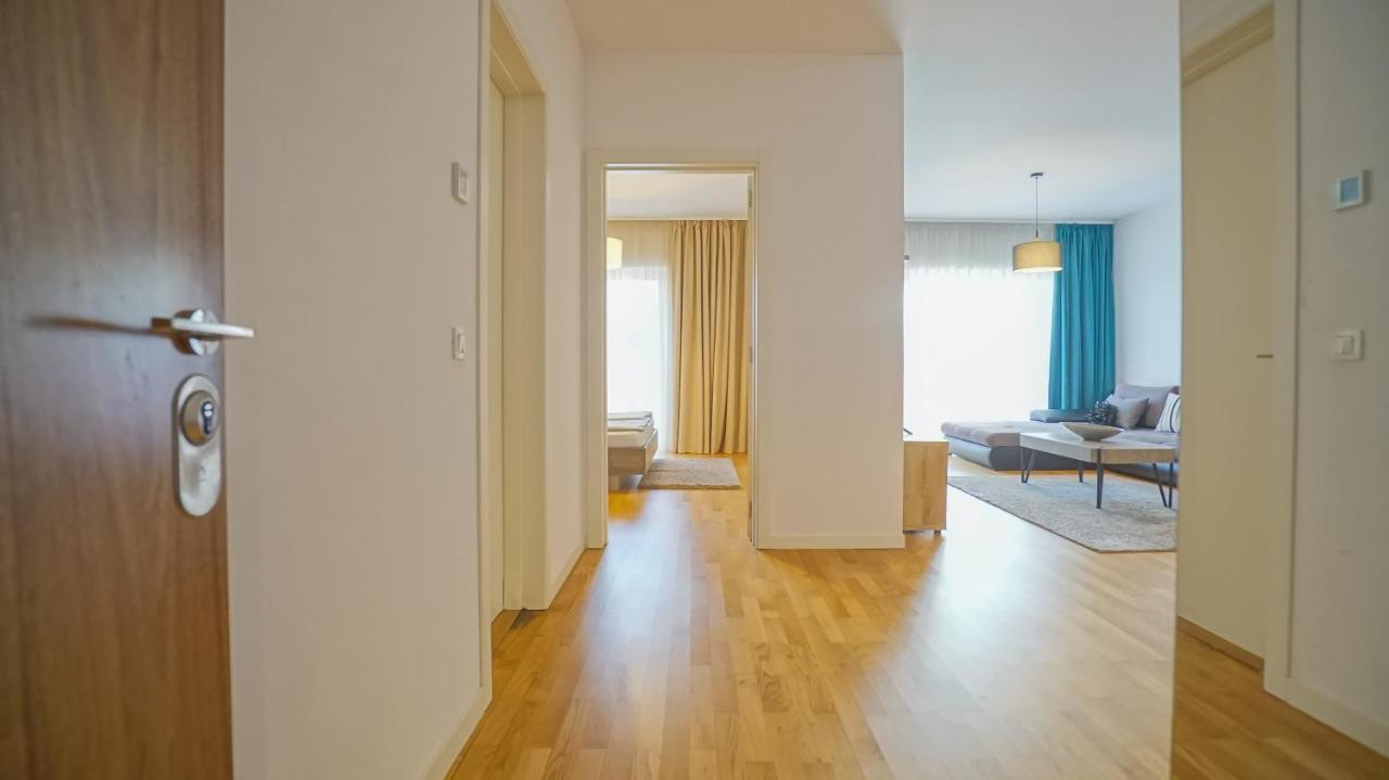 Downtown Premium Apartments Braşov Buitenkant foto