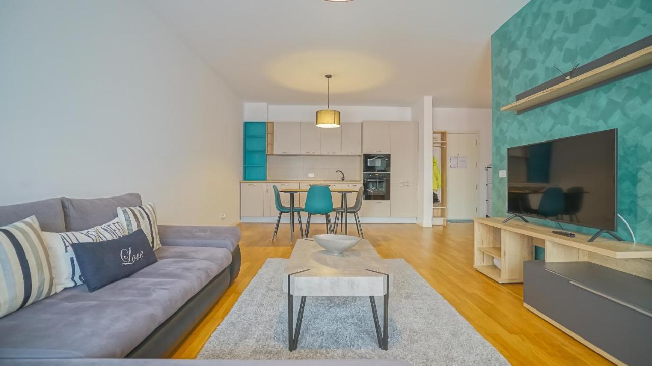 Downtown Premium Apartments Braşov Buitenkant foto